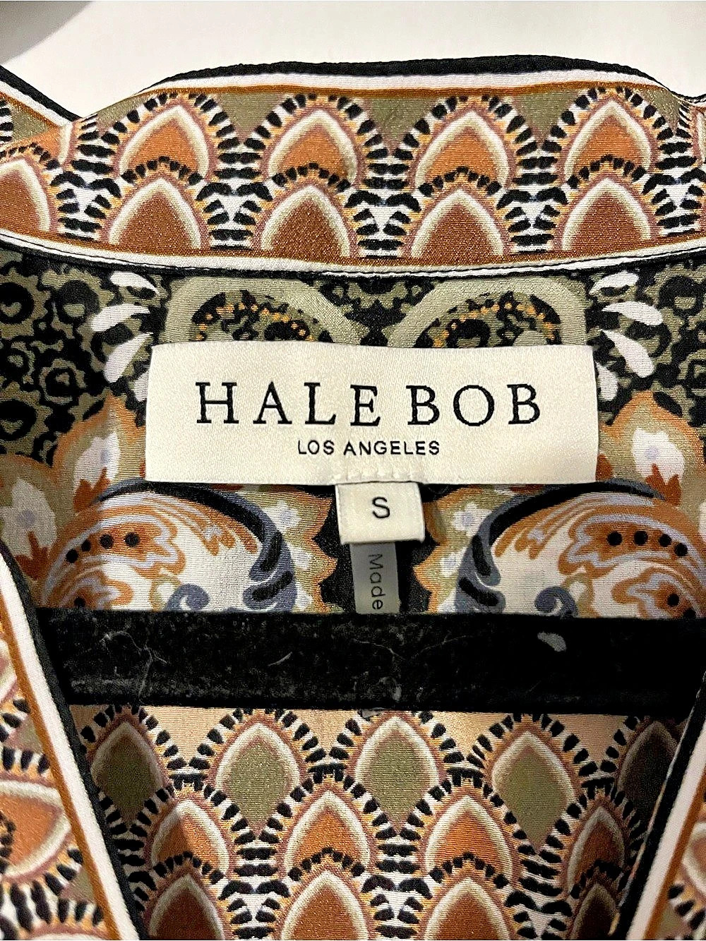 Hale Bob Paisley V-Neck SILK Blouse in Black Size Small Like New - Picture 5 of 7